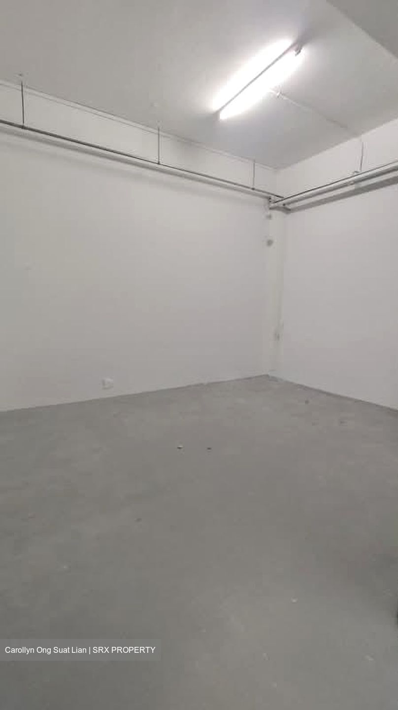 Kong Beng Industrial Building (D20), Factory #603554301
